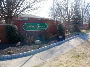 1124 1a Valley Rd, Wayne, NJ 07470