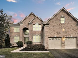 2479 Wheatfield Ln, Furlong, PA 18925