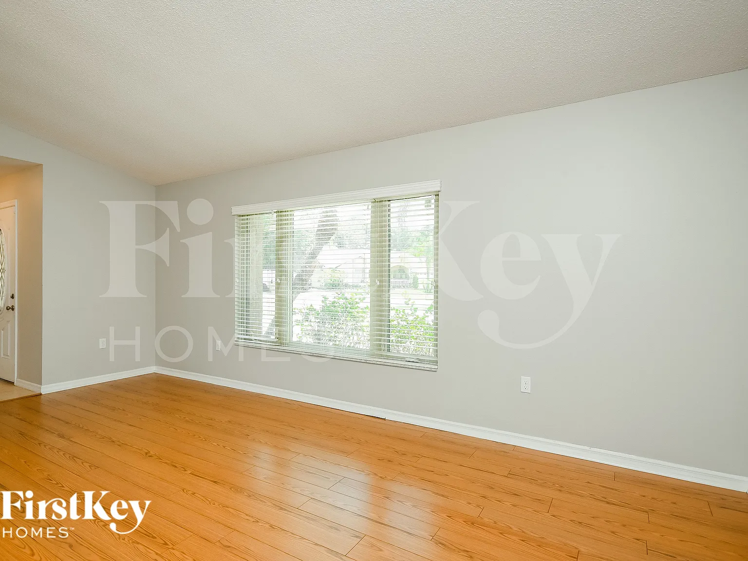4 bed, 2.0 bath, 1773 sqft, $2,145 — Photo 3