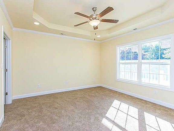 2nd image of 6014 Old Ave