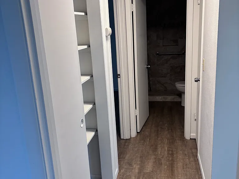 3606 NE 45th St — Photo 18
