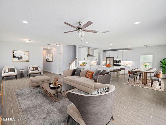 2nd image of 88 CREW Court