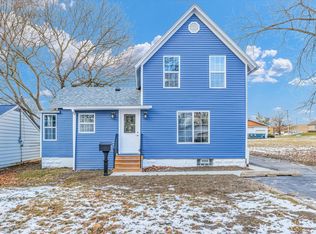 361 Prospect Ave, Paxton, IL 60957