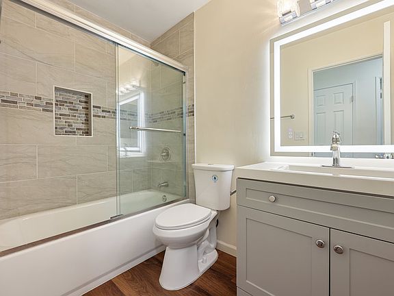 5th image of 1707 Chalcedony St #0
