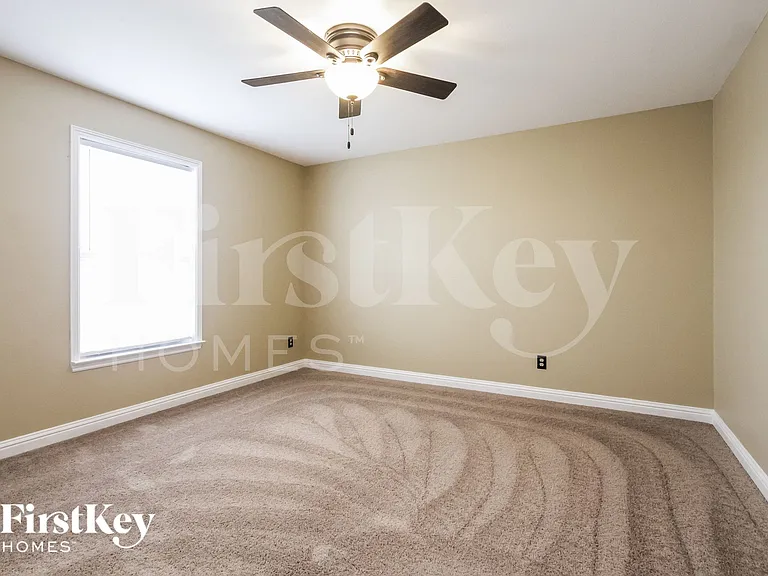 1441 Dowell St — Photo 8