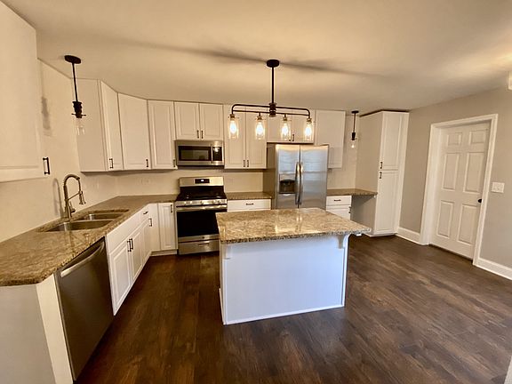 2nd image of 263 Bridlewood Ct
