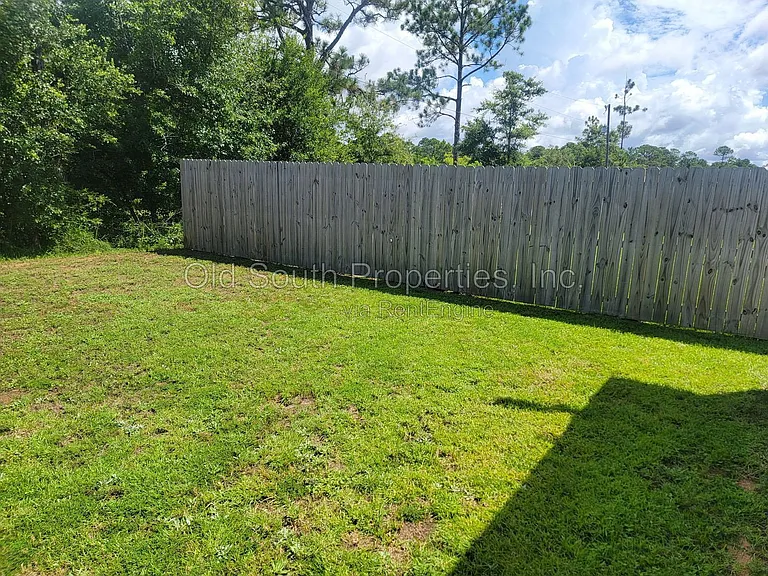8772 Schooner Ln — Photo 13