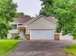 829 Deer Field Rd, Watertown, MN 55388