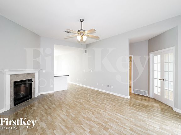 4th image of 8580 Griffin Park Dr