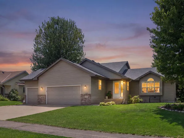 1174 Hidden Creek Blvd, Mayer, MN 55360