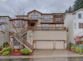 5822 NW Redfox Dr, Portland, OR