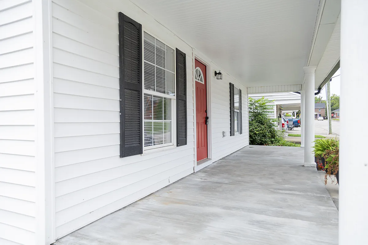 Building Photo - 128 Parrish Ave