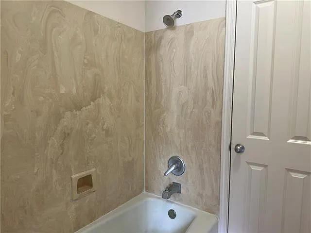 59 Carriage Ln #B — Photo 14