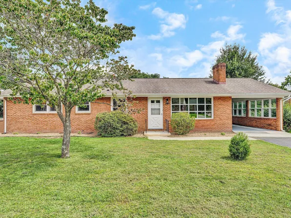 510 Chamberlain Ln, Salem, VA 24153