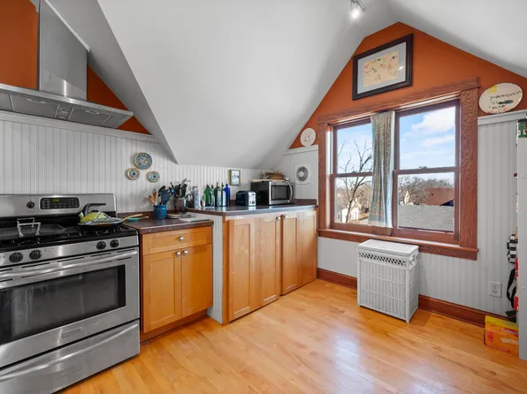 1356 Williamson St APT 2, Madison, WI 53703