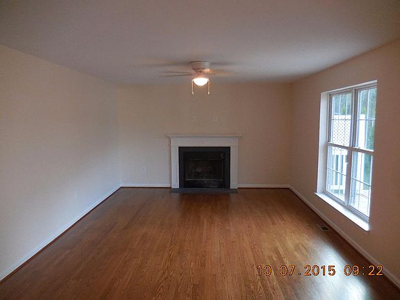 4th image of 42 Sweetbriar Ln #L-0024