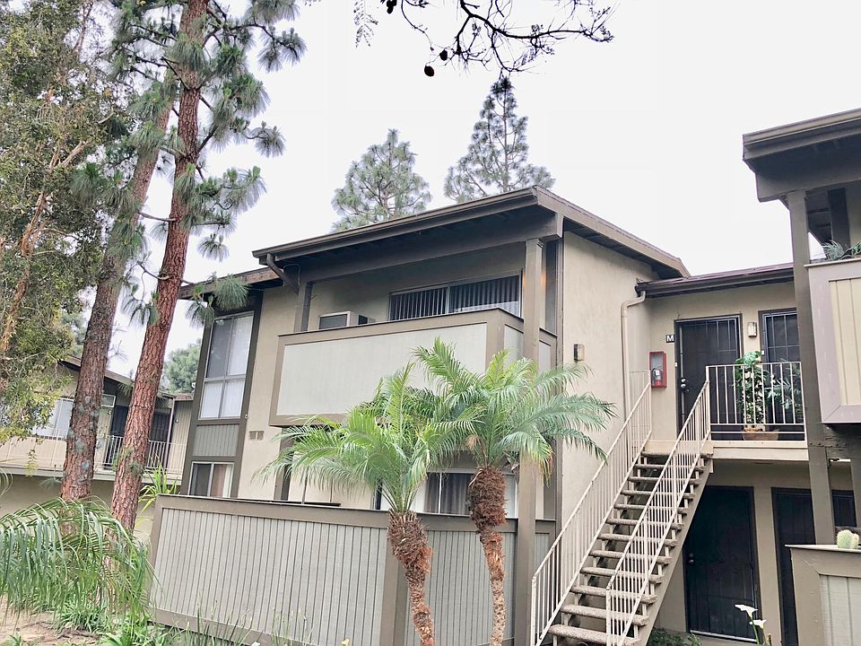1st image of 800 Coriander Dr Unit M