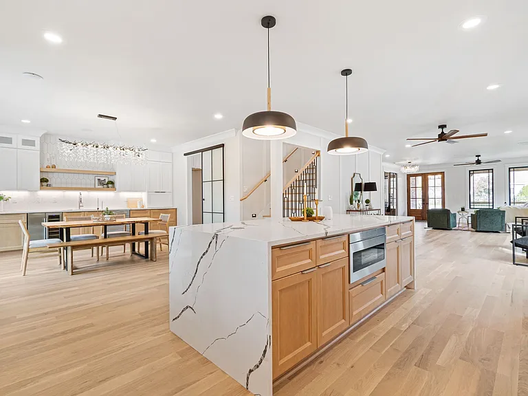 1240 Kenmore Pl — Photo 23