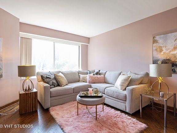 2nd image of 7061 N Kedzie Ave Ste 609