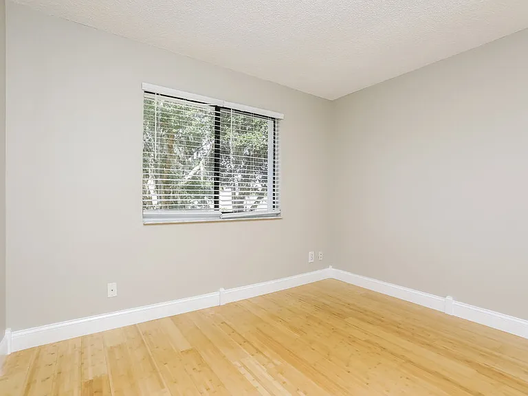 3737 Valencia Grove Ln — Photo 14