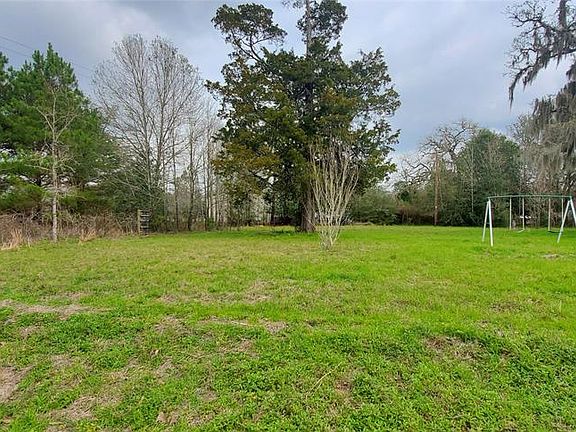 3rd image of 26267 Desoto Dr
