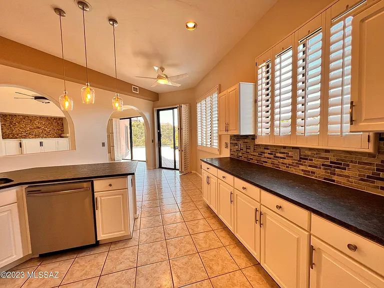 10123 N Alder Spring Dr — Photo 10