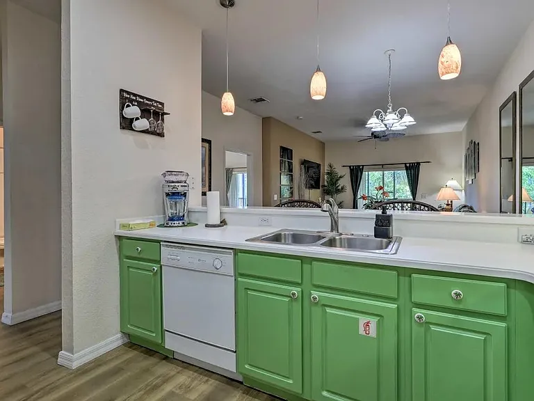 205 Lucaya Loop — Photo 7