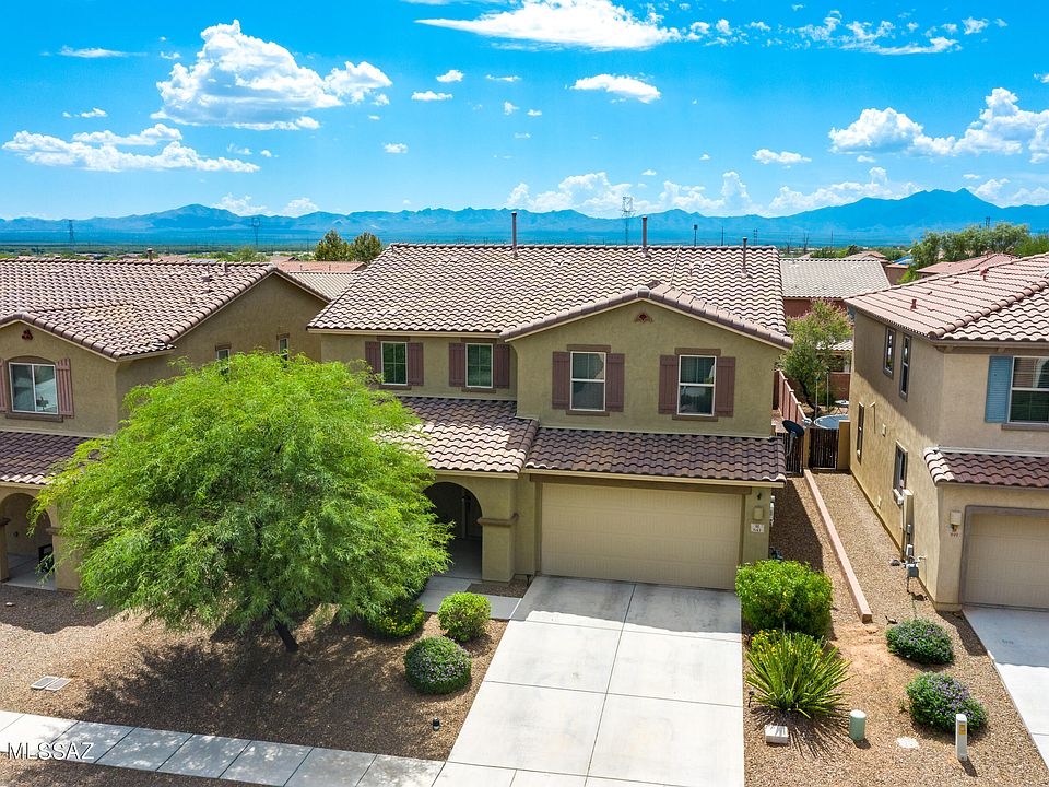 1st image of 841 W Camino Capria