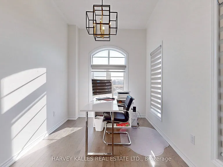 56 Charles White Ct — Photo 8