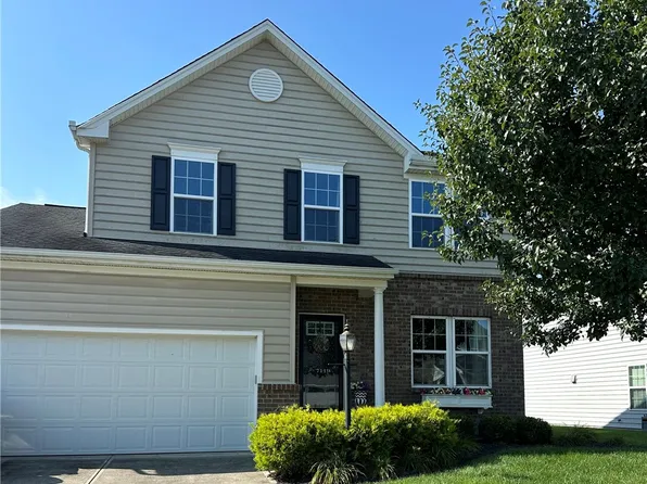7119 Bluestream Dr, Tipp City, OH 45371