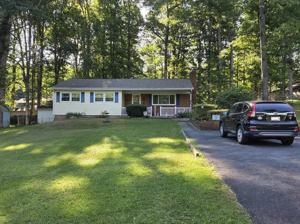118 Woodland Dr, Stafford, VA 22556