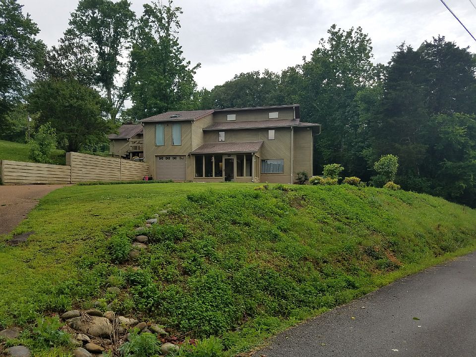1st image of 10604 Fox Park Ln