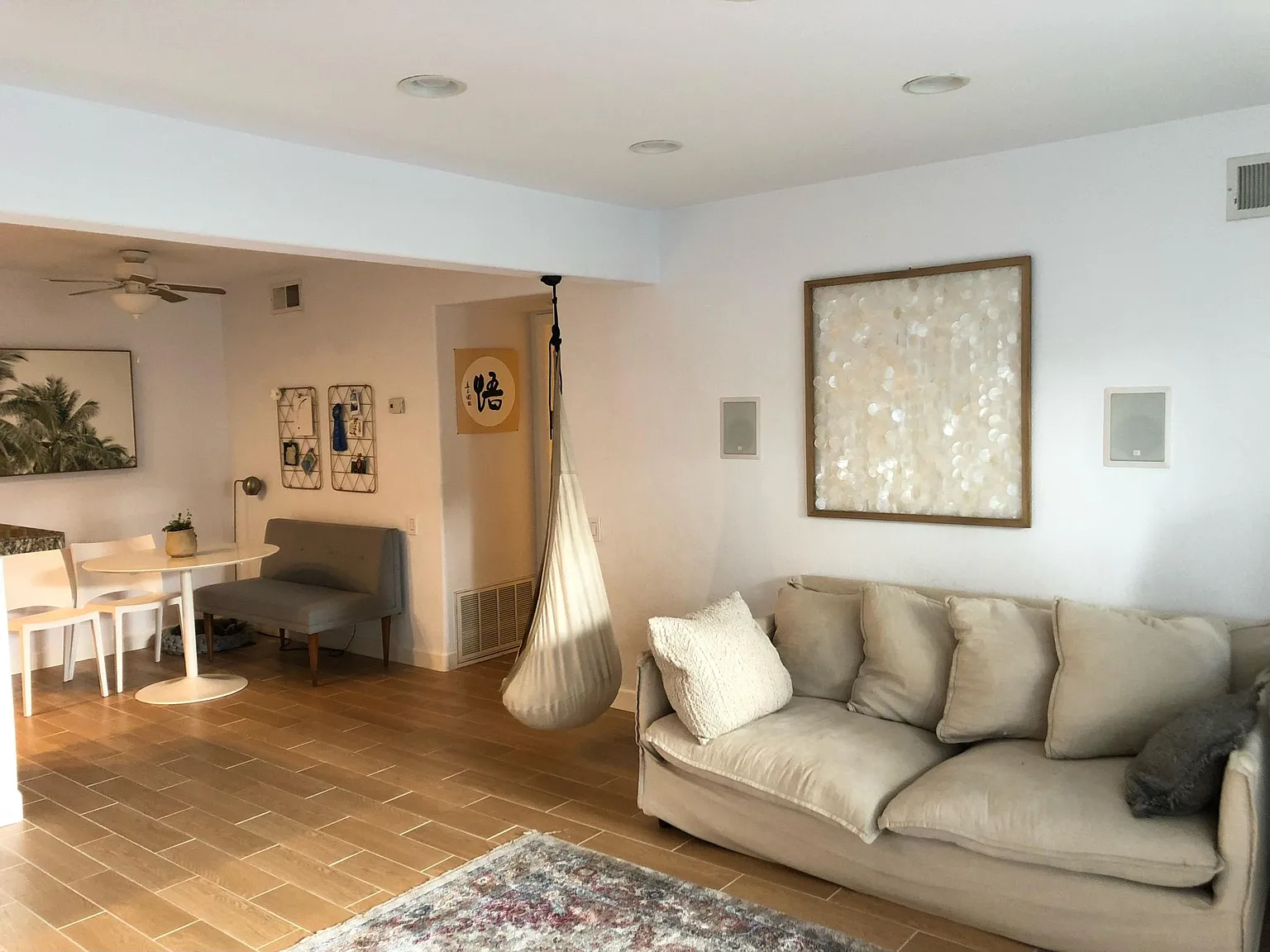 1 bed, 733 sqft, $2,300 — Photo 4