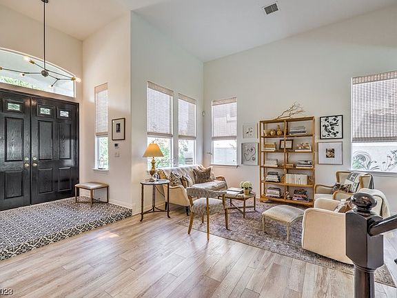 4th image of 9709 Cameo Rose Ln