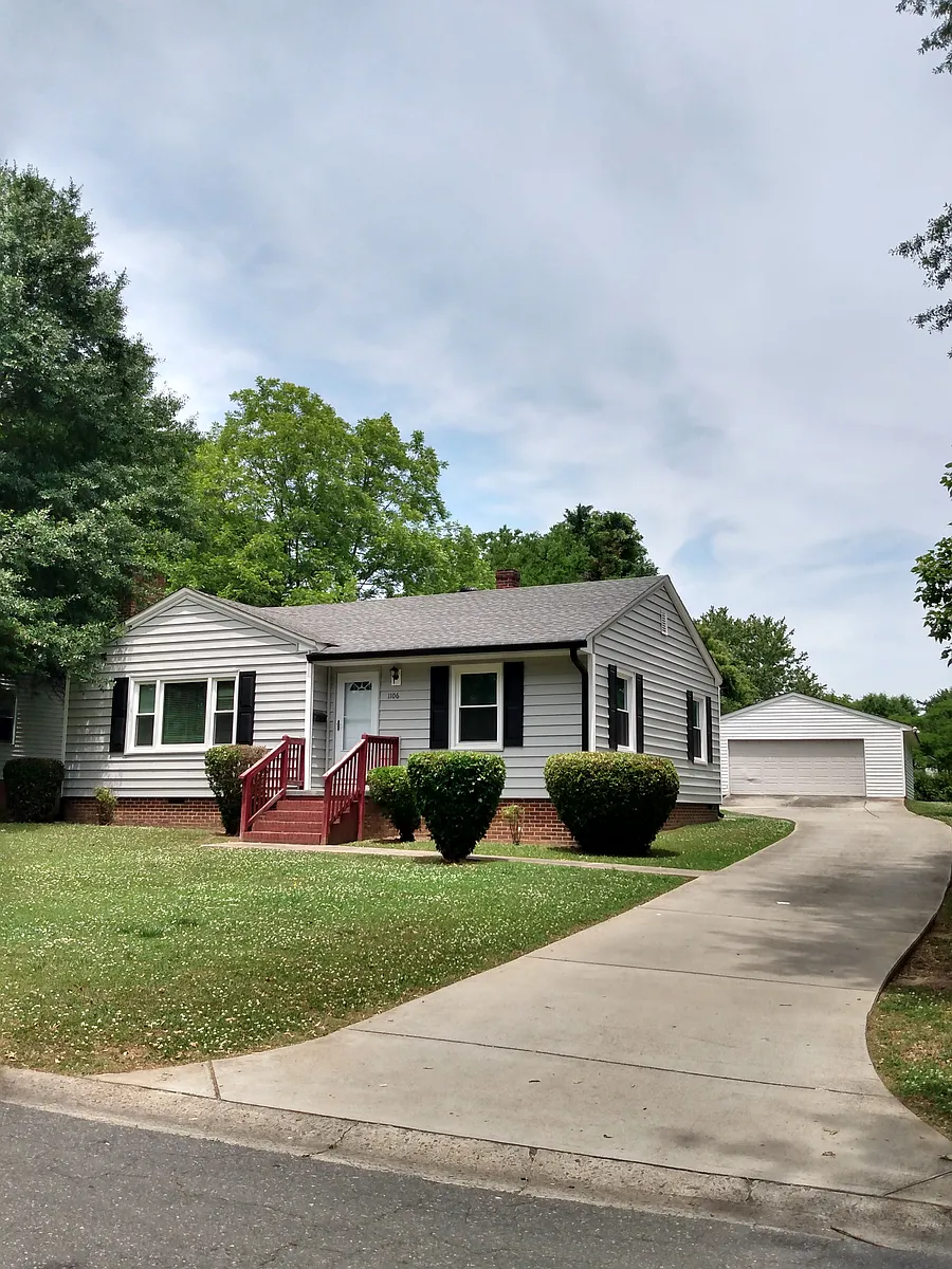 Building Photo - Balthis Dr