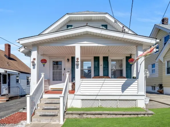 28 Byron Pl, Clifton City, NJ 07011