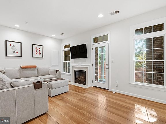4th image of 7717 Spoleto Ln