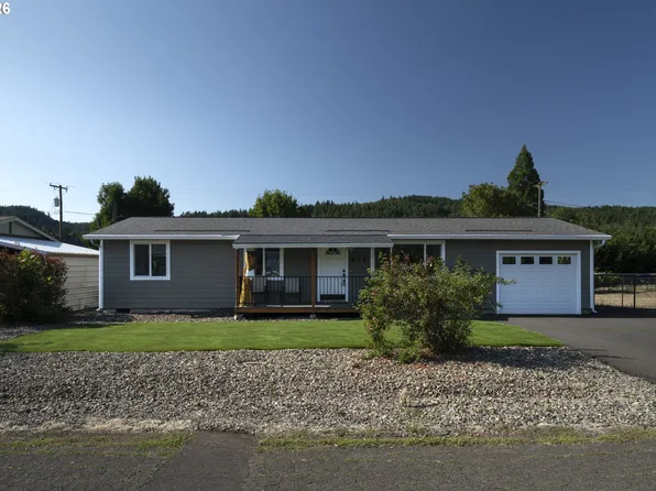 471 Glen Ave, Sutherlin, OR 97479
