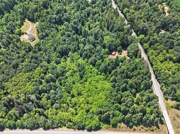 1561 W Cloquallum Road, Shelton, WA 98584