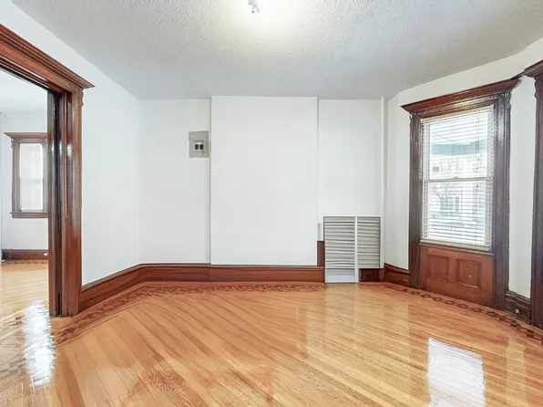 2500 Newkirk Avenue image 1 of 17