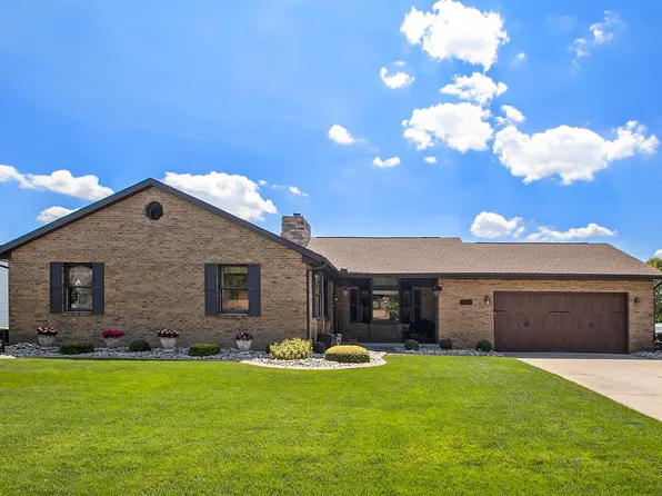 10208 Golden Wheat Dr, Granger, IN 46530