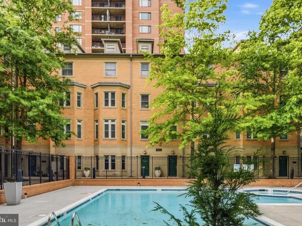 2203 12th Ct N Unit 34, Arlington, VA 22201