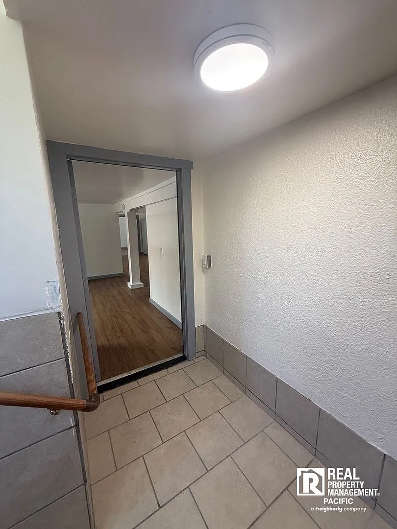 1435 Parker Street — Photo 4