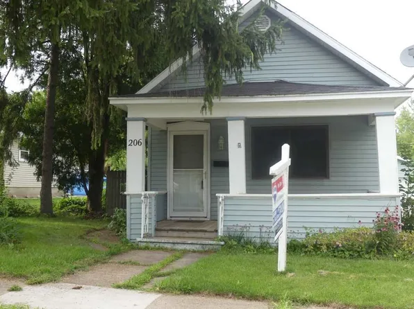 206 Whitney St, Kaukauna, WI 54130