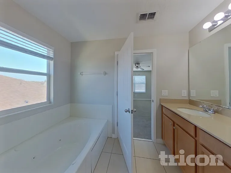 2761 Painted Rock St — Photo 9