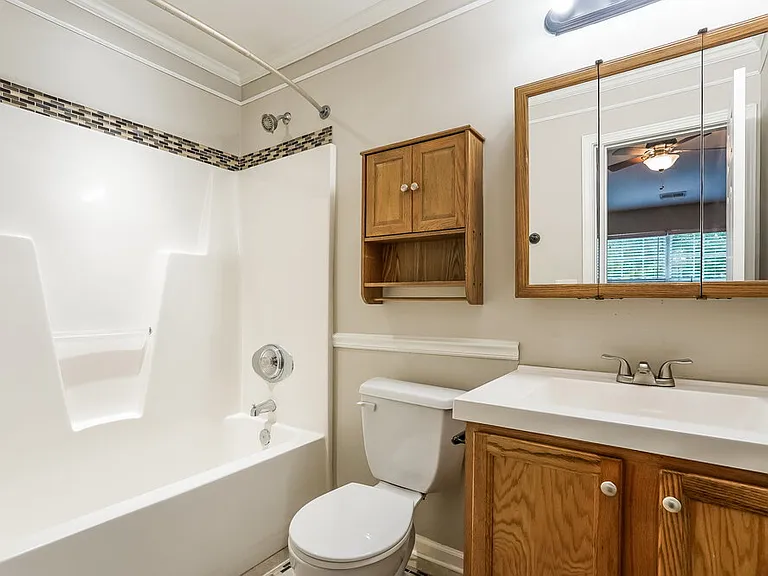 3810 Tyler Bluff Ln — Photo 10