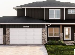 1716 W Snowshoe Dr, Lincoln, NE 68521
