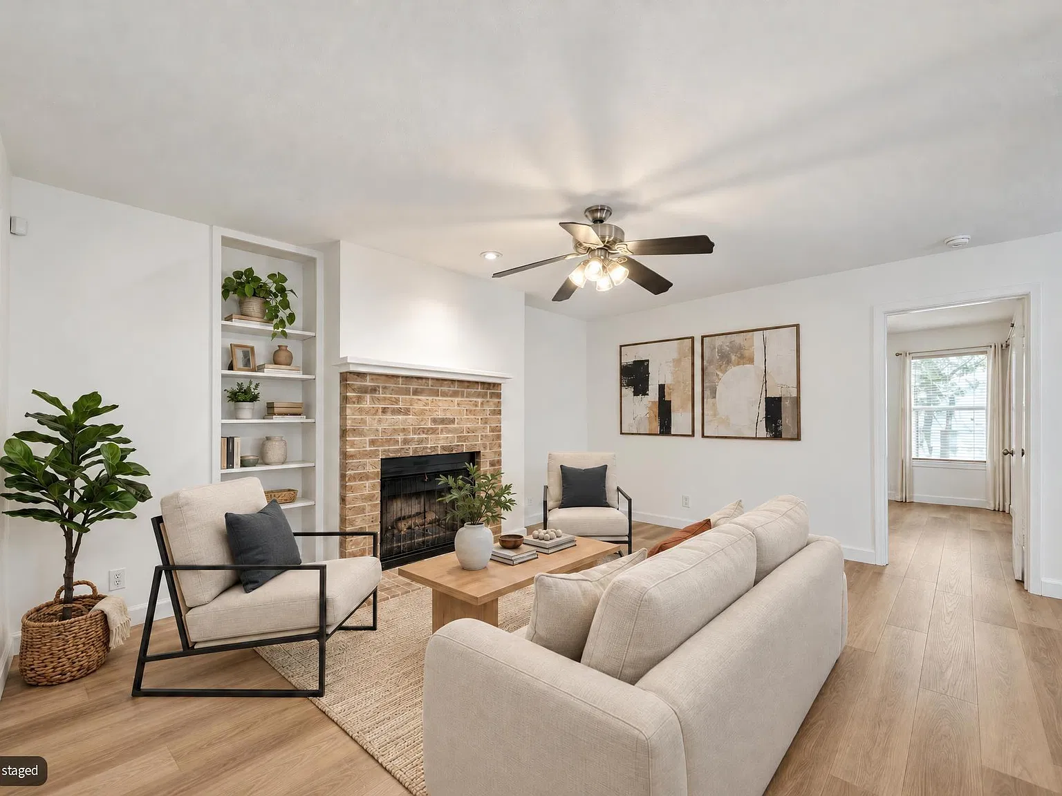 2 bed, 2.0 bath, 1000 sqft, $2,300 — Photo 2