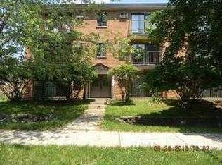 724 Warren Ave APT 201, Downers Grove, IL 60515