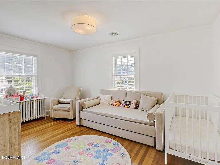 570 N Edgemere Dr #A — Photo 32